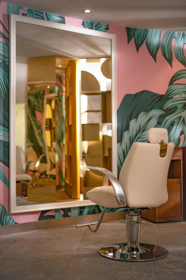 Nickelodeon Hotels & Resorts Riviera Maya Puerto Morelos Exterior photo The interior of a salon